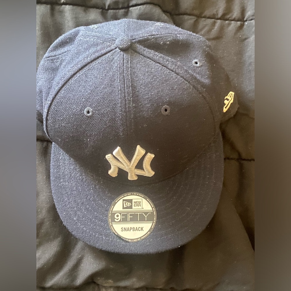 Yankees cap